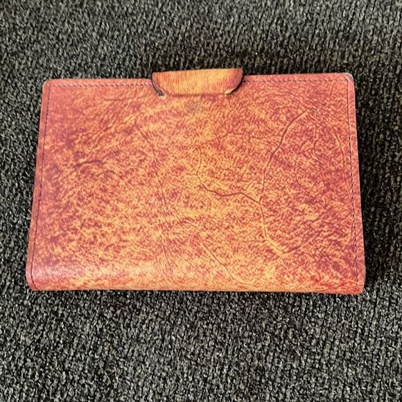 Playing Card Case - Fits Two Decks w/ Space for Pen & Notepad w/ Snap closure - Picture 4 of 12